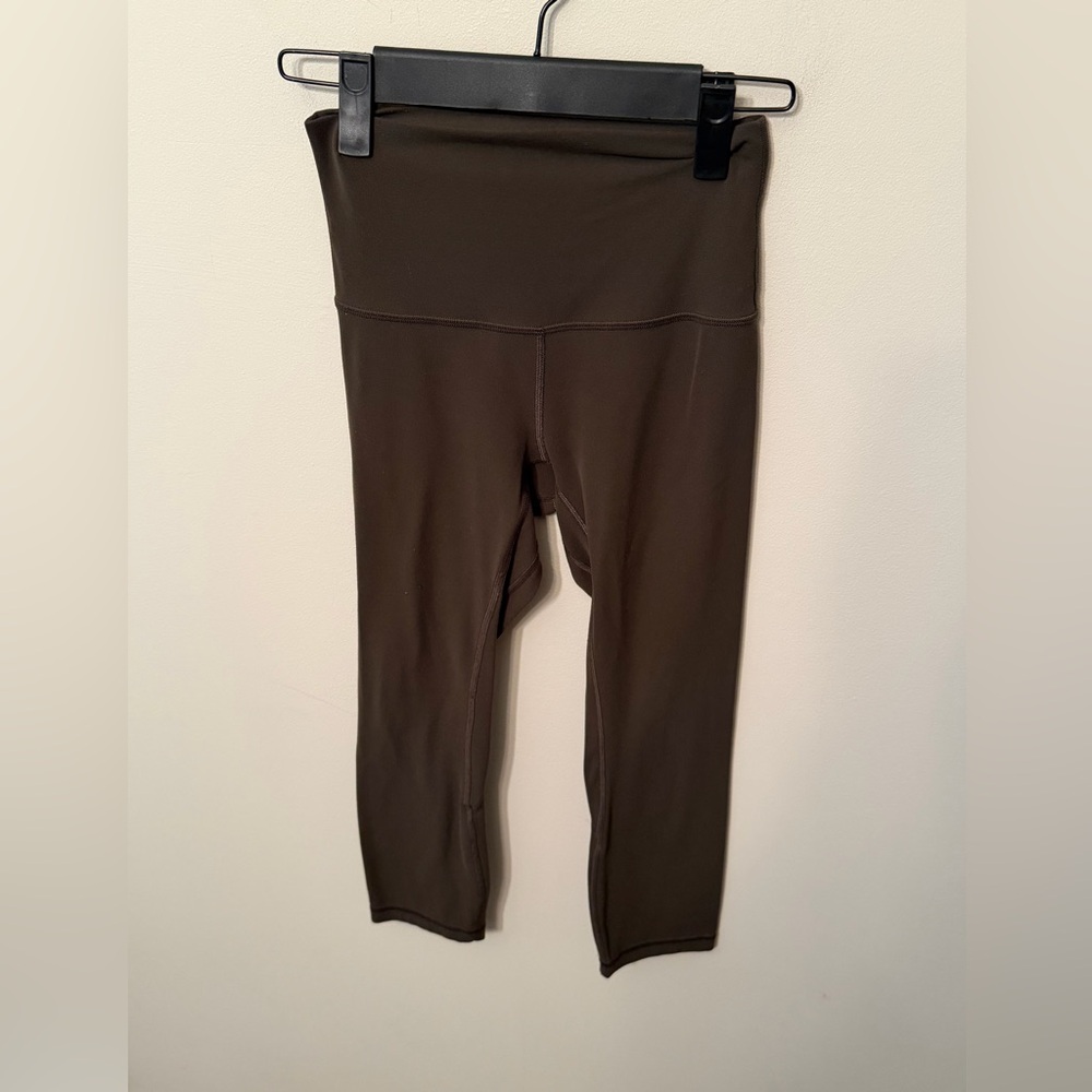 💗 Lululemon Align HR Cropped Tights Size 2 dark olive green